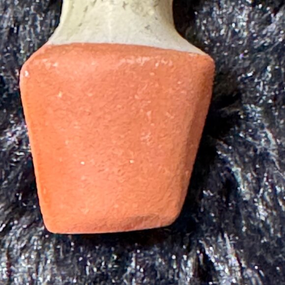 Vintage Welsh People Lovers Stopper Pottery Wine Topper - Picture 2 of 6